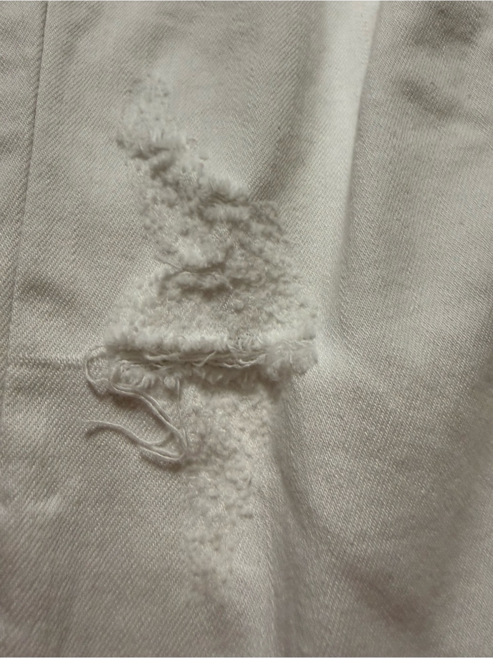 NWT True Religion White Distressed Women’s Capri Jeans Sz 28 w/flaws - Picture 7 of 7